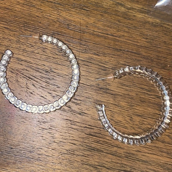 Faux bling rhinestone fashion hoops earrings - Picture 6 of 12